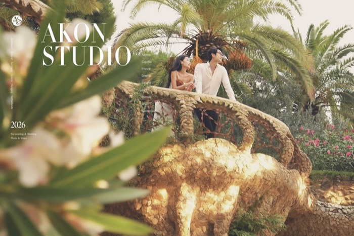 Barcelona pre-wedding photography — Akonstudio album, photo 3 of 21