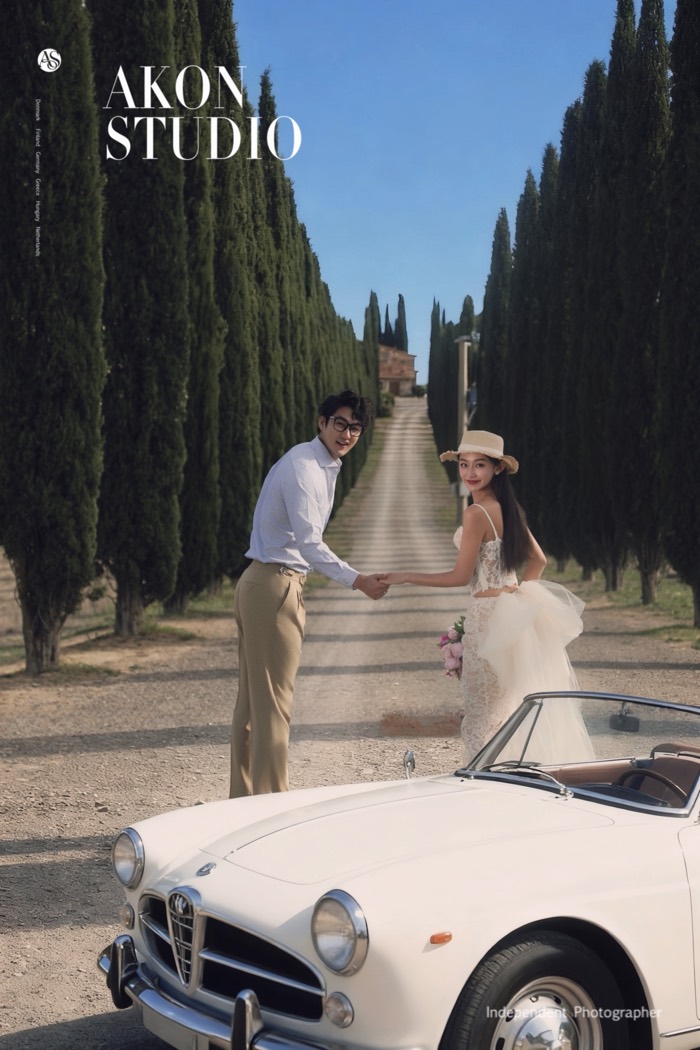 Tuscany pre-wedding photography — Akonstudio album, photo 1 of 21