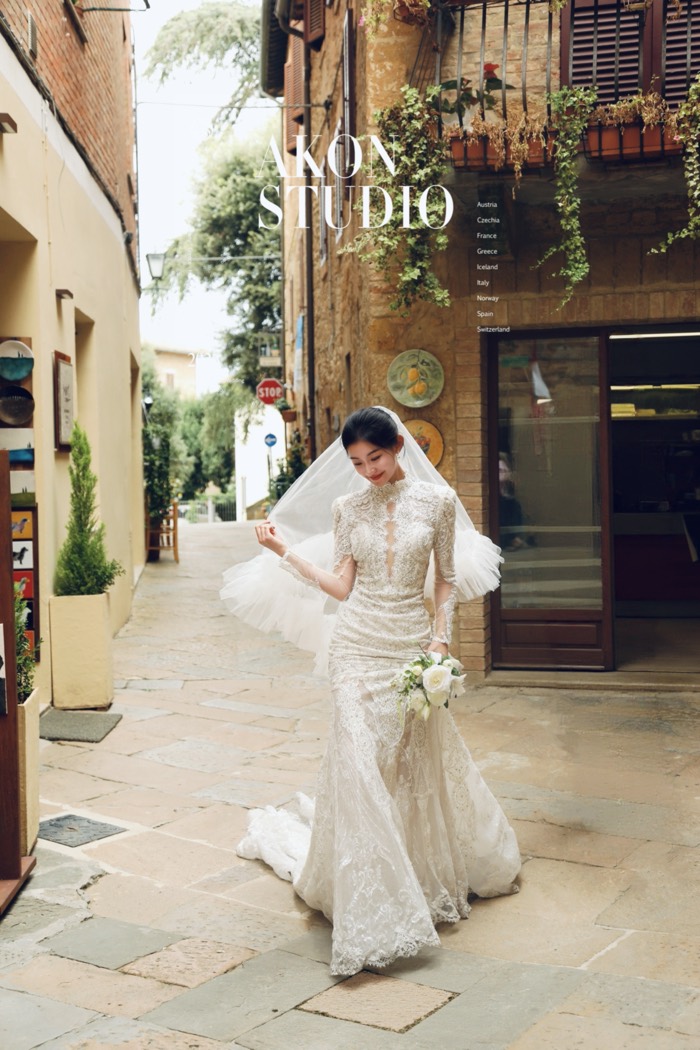 Tuscany pre-wedding photography — Akonstudio album, photo 19 of 21